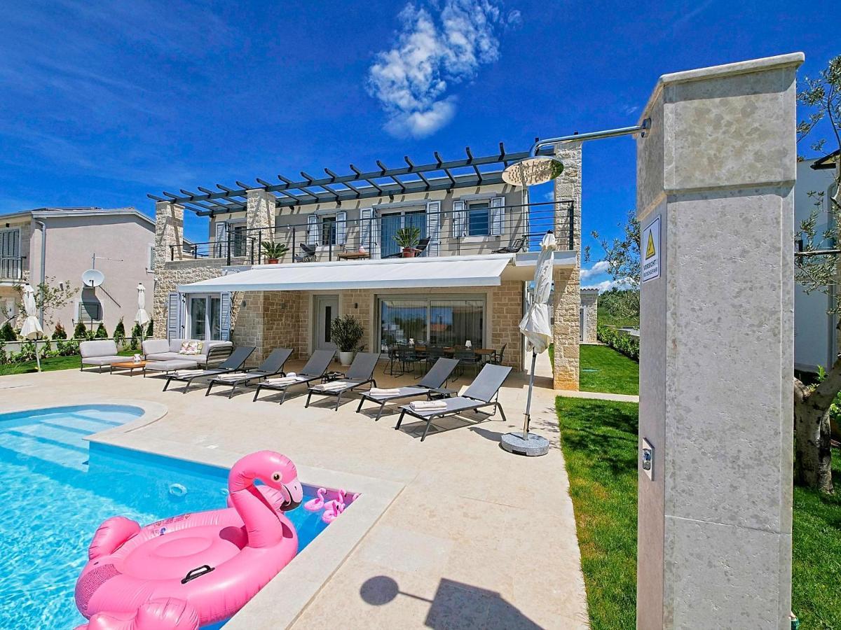 Villa Flamingo กาชเตลีร์ ภายนอก รูปภาพ