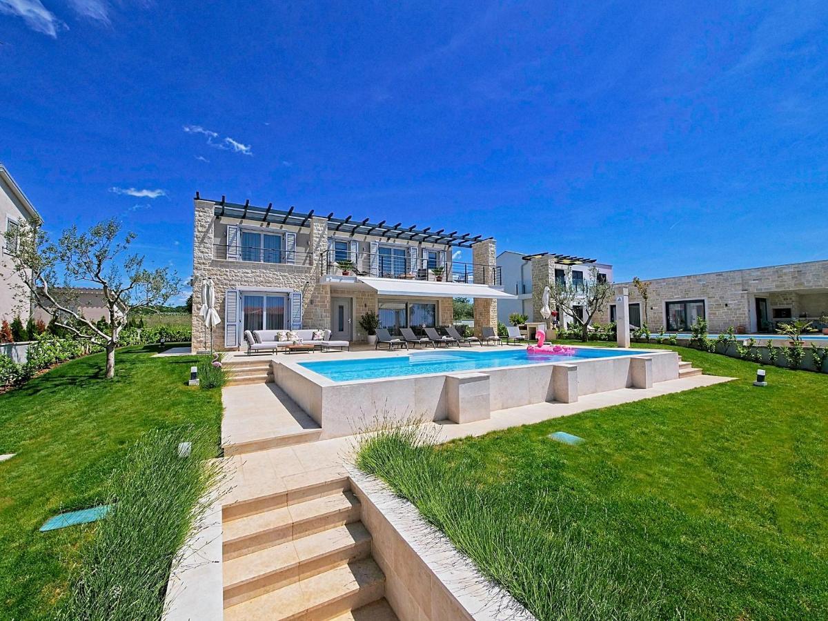 Villa Flamingo กาชเตลีร์ ภายนอก รูปภาพ