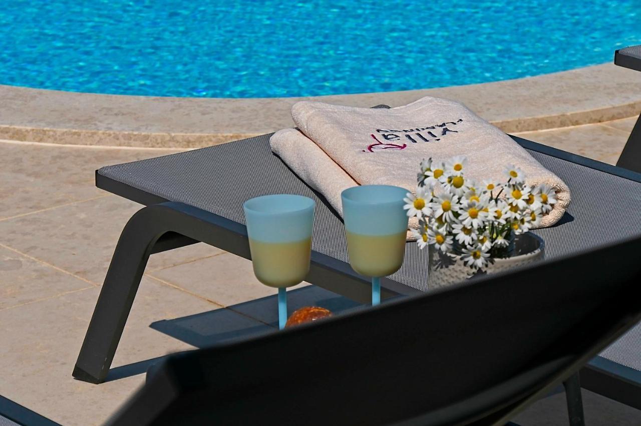 Villa Flamingo กาชเตลีร์ ภายนอก รูปภาพ